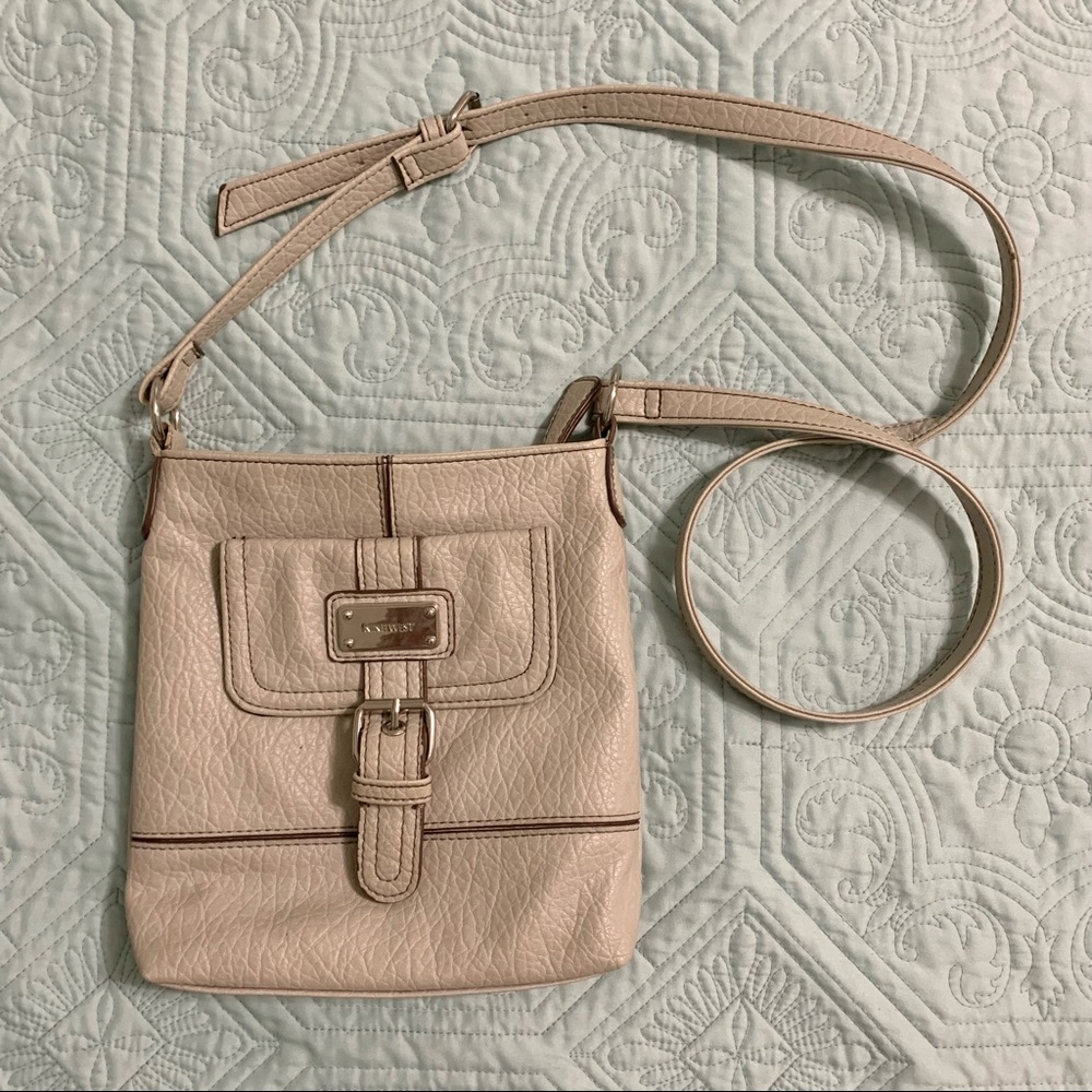 nine west purse